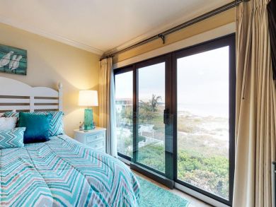 Beautiful Beach Rental Property with Stunning Views of Gulf